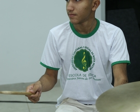 Recital de Percussão: talento em cena e homenagens que celebram a paixão pela música