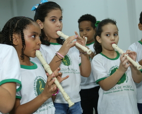 Recital de Percussão: talento em cena e homenagens que celebram a paixão pela música