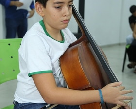 Clássicos do Romantismo: Recital de Cordas da Escola de Música de Nova Mutum enche o palco de talento e emoção!